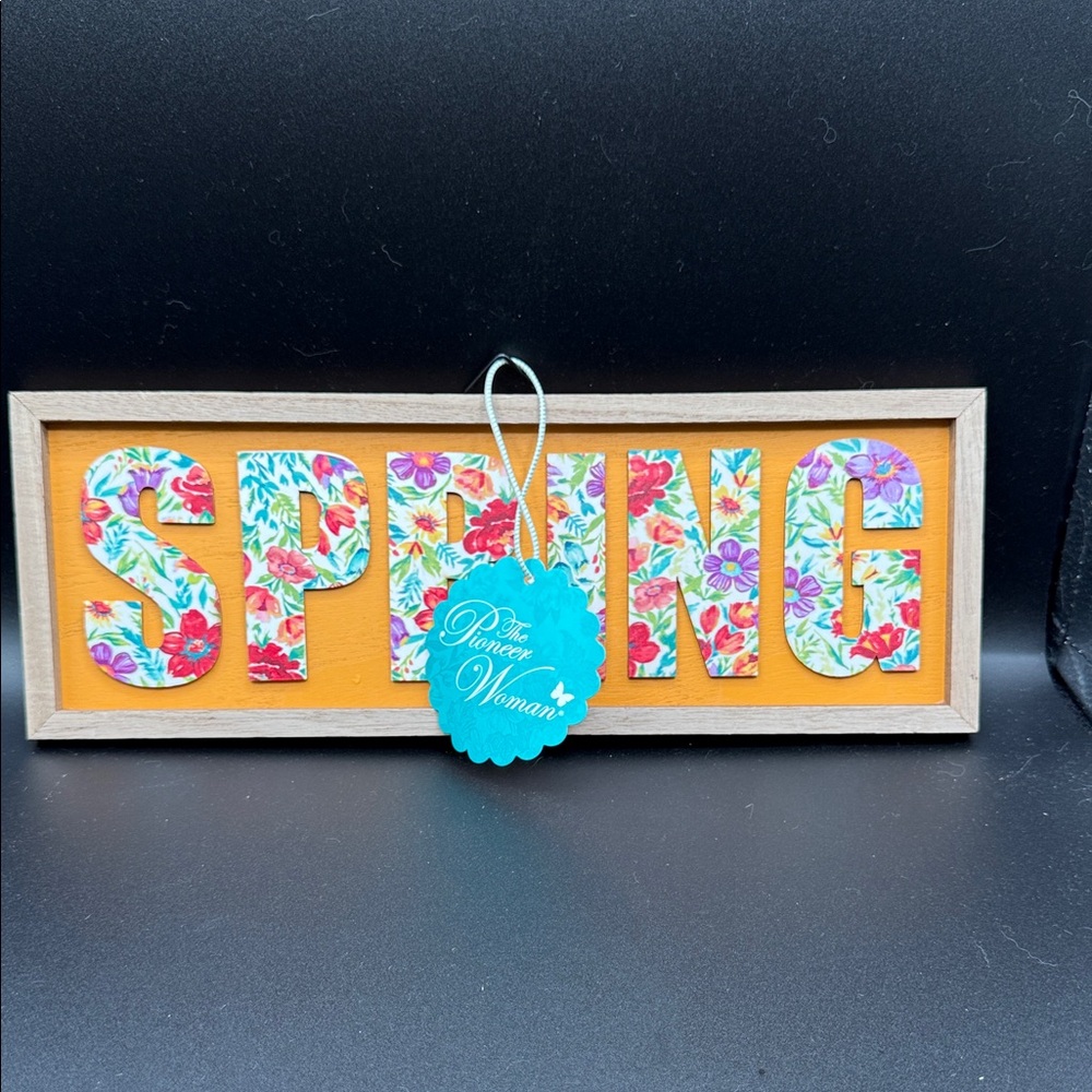 The Pioneer Woma Floral 'Spring' Wall Decor